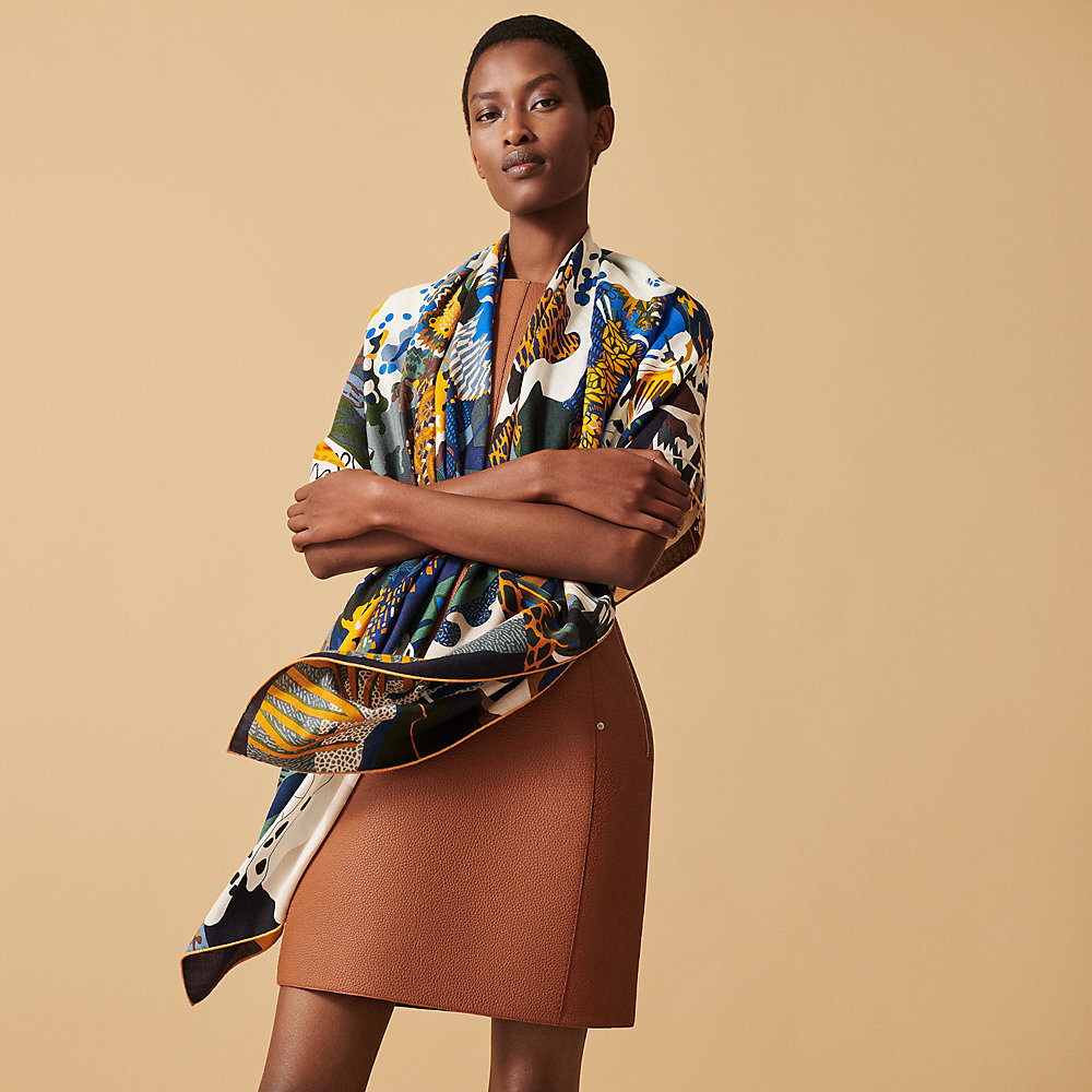 how to wear hermès 140 shawl